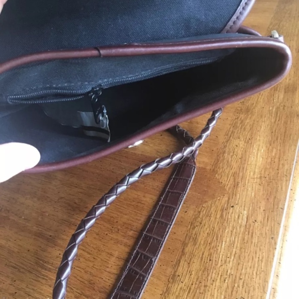 Brighton Shoulder Bag - Picture 4 of 5